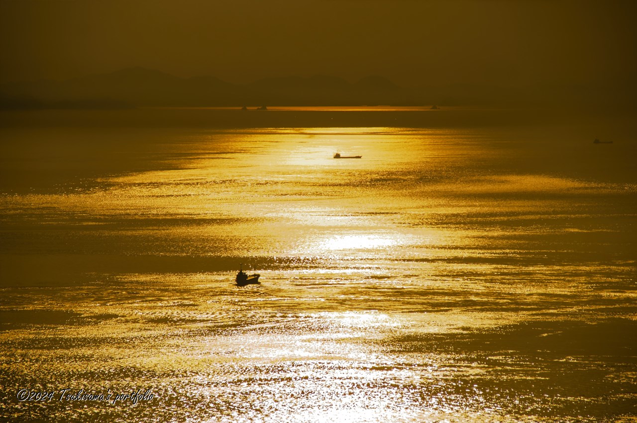 鳴門海峡で偶然見ることができた夕景 KONICA MINOLTA α7 DIGITAL + KONICA MINOLTA AF DT 18-200mm F3.5-6.3(D)