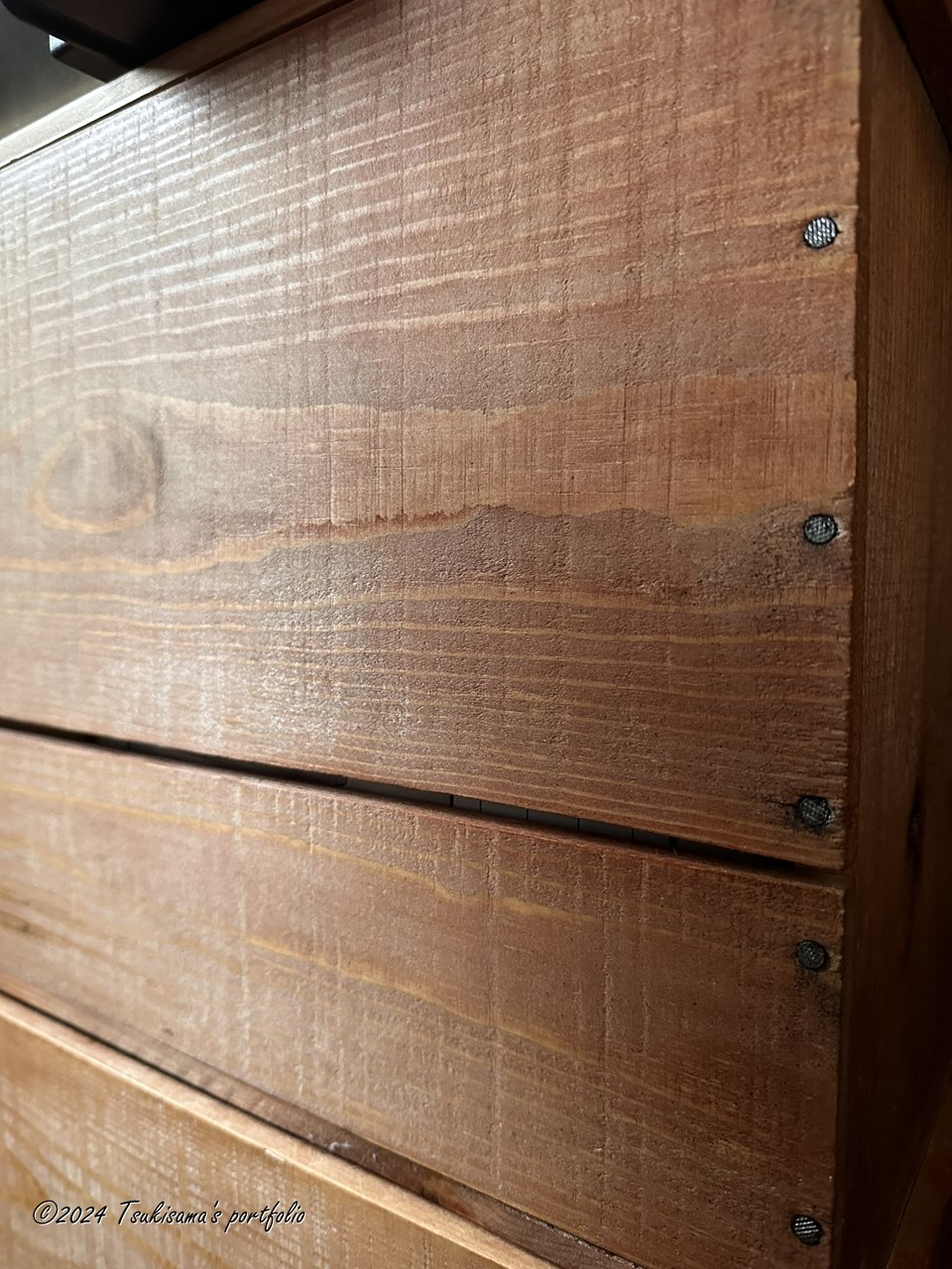 柿の渋の塗料を初めて使用しました。 いい感じです。 iphone 14 pro