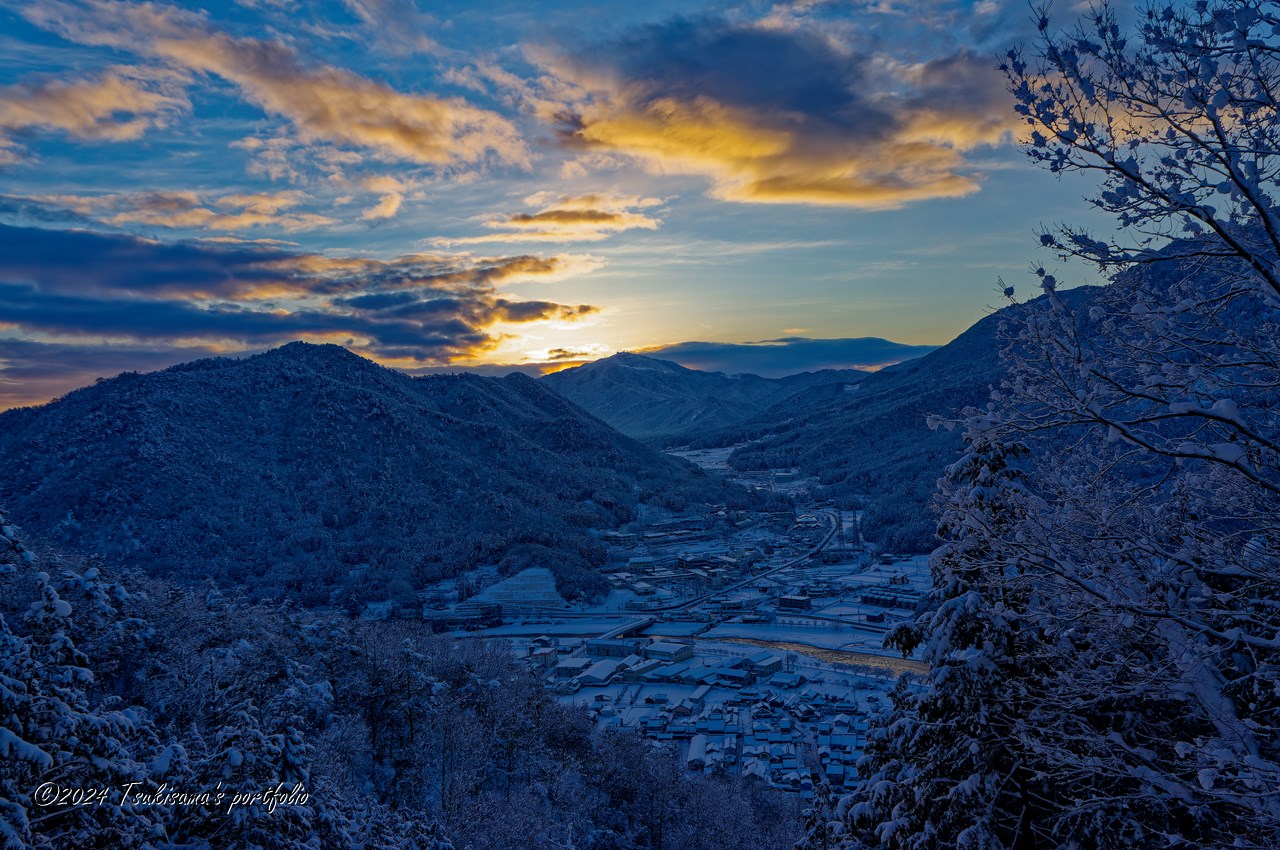 SONY NEX-5N + E 18-55mm F3.5-5.6 OSS 竹田城跡から見た風景