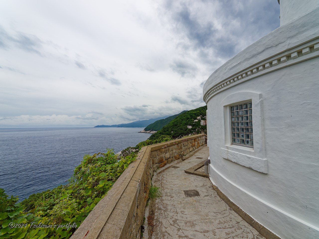 屋久島灯台 OLYMPUS E-3 + ZUIKO DIGITAL ED 7-14mm F4